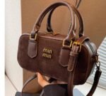 Designer's Autumn/Winter New Velvet Boston Handheld Pillow 2024 Single Shoulder Small Round Bag Versatile for Women kk11