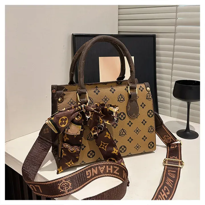 Crossbody Bags For Women Online In Pakistan | AR PEHNAWA